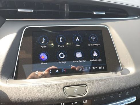 Used 2022 Cadillac XT4 Premium Luxury w/ Technology Package image 16