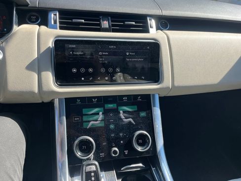 Used 2019 Land Rover Range Rover Sport HSE AWD/4WD image 3