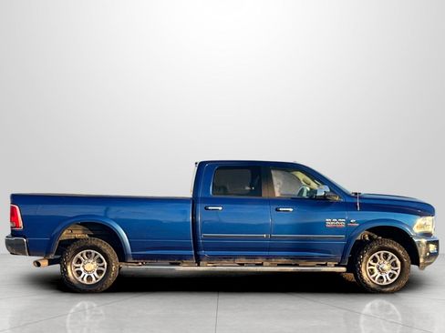 Used 2017 RAM 3500 Laramie w/ Convenience Group image 3