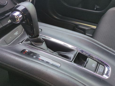 Used 2021 Honda HR-V Sport image 26