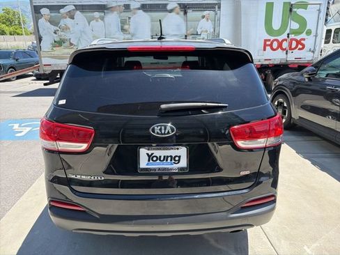 Used 2016 Kia Sorento AWD image 6