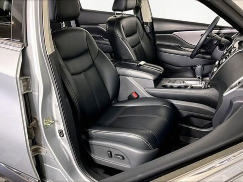 Used 2020 Nissan Murano SV w/ Premium Package image 28