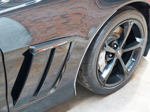 Used 2013 Chevrolet Corvette Grand Sport RWD image 59