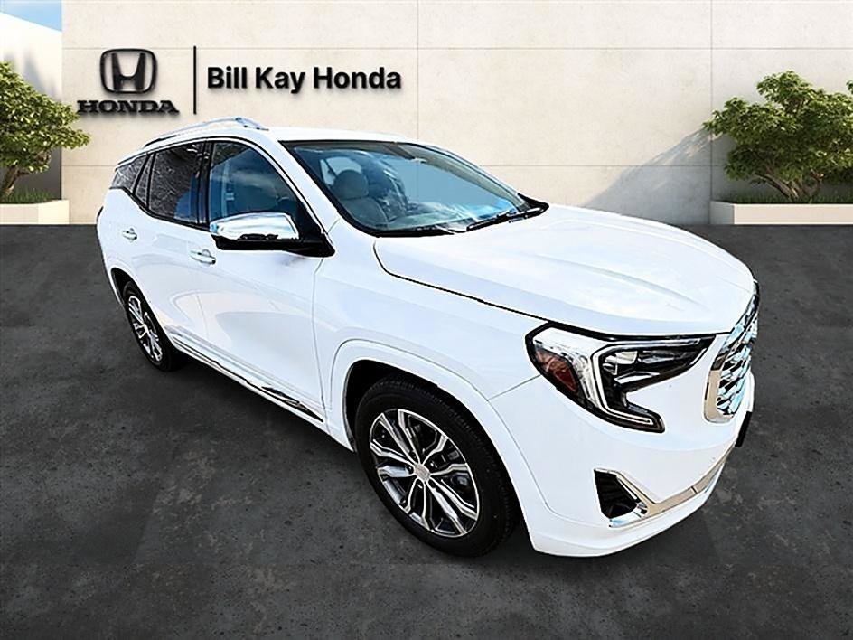 Used 2019 GMC Terrain Denali FWD image 1