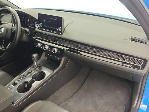 Used 2022 Honda Civic Sport image 32