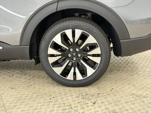 New 2026 Ford Explorer Platinum AWD/4WD image 11