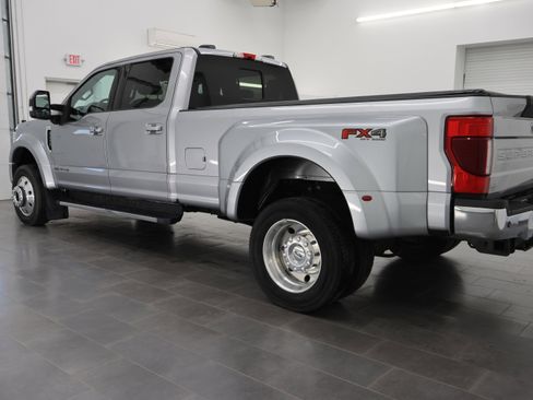Used 2022 Ford F450 Lariat w/ Lariat Ultimate Package AWD/4WD image 6