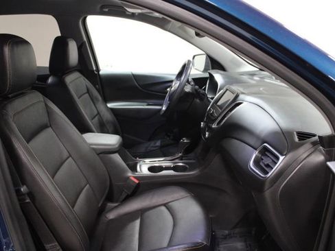Used 2021 Chevrolet Equinox LT image 23