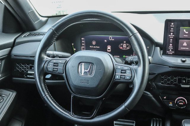 Used 2023 Honda Accord Sport image 16