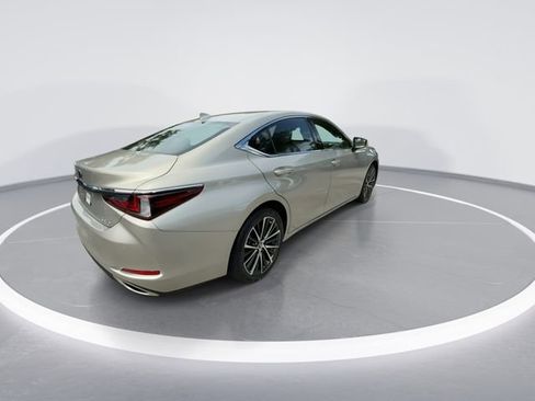 Certified 2024 Lexus ES 350 w/ Premium Package FWD image 8