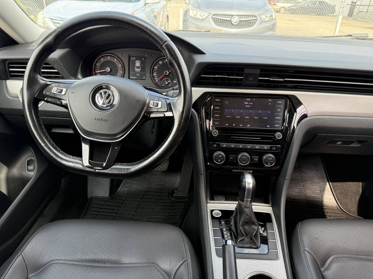 Used 2020 Volkswagen Passat 2.0T SE FWD image 22