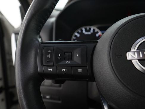 Used 2023 Nissan Rogue SV w/ SV Premium B Package AWD/4WD image 27