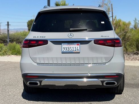 Used 2026 Mercedes-Benz GLS 450 4MATIC image 9