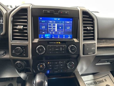 Used 2019 Ford F150 Lariat image 28
