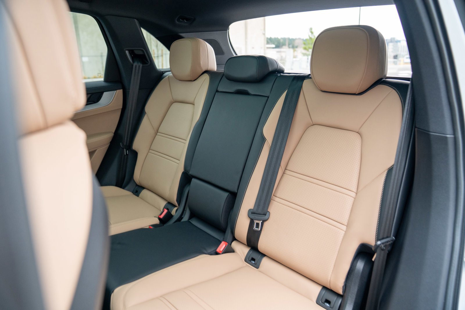 Certified 2026 Porsche Cayenne AWD/4WD image 23