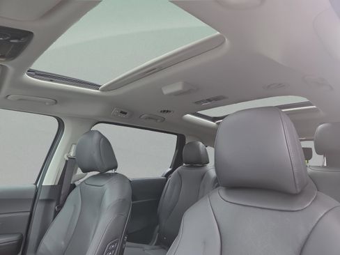 New 2026 Kia Carnival SX FWD image 29