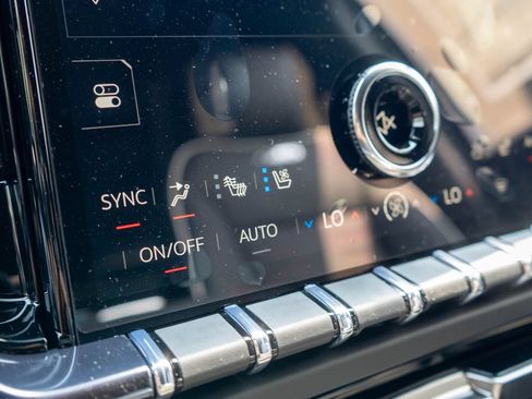 New 2026 GMC Yukon AT4 Ultimate AWD/4WD image 30