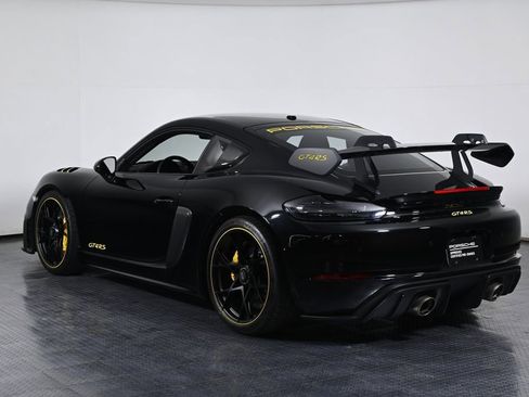 Used 2024 Porsche 718 Cayman GT4 RS image 3