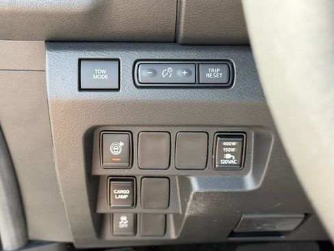 New 2026 Nissan Frontier SV w/ SV Convenience Package AWD/4WD image 12