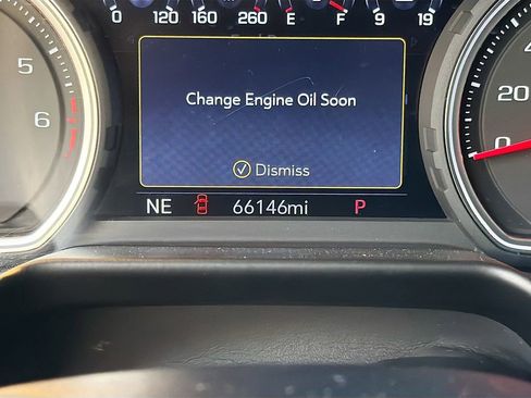 Used 2021 Chevrolet Tahoe Premier w/ Premium Package image 41