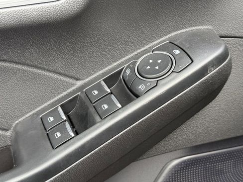 Used 2024 Ford Escape SE w/ PHEV Premium Package image 14