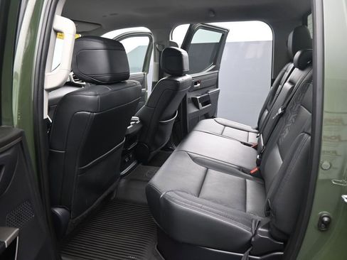 Used 2023 Toyota Tundra Limited AWD/4WD image 16