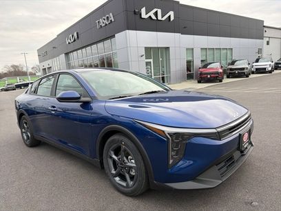 New 2025 Kia K4 LXS