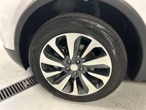 Used 2022 Buick Encore Preferred w/ Safety Package AWD/4WD image 9