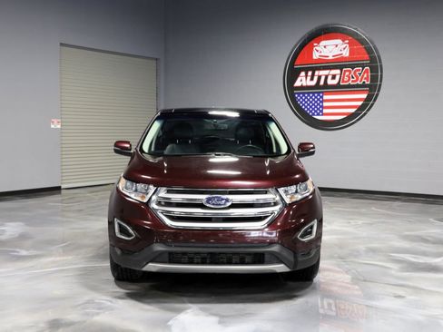 Used 2017 Ford Edge Titanium w/ Equipment Group 301A AWD/4WD image 2