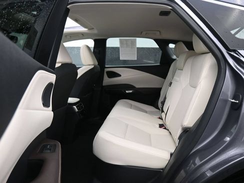 Used 2023 Lexus RX 350 Premium w/ Accessory Package AWD/4WD image 17