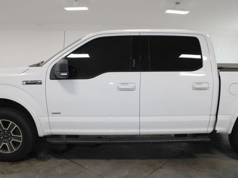 Used 2016 Ford F150 XLT w/ Equipment Group 302A Luxury AWD/4WD image 6