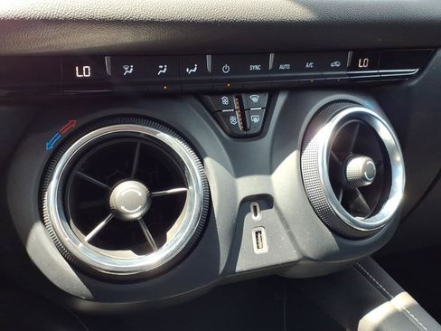 Used 2023 Chevrolet Blazer LT AWD/4WD image 24