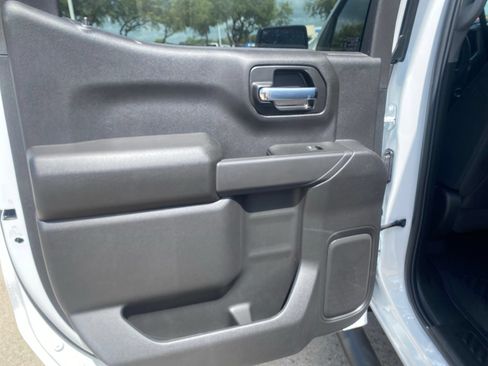 New 2026 GMC Yukon Denali w/ Advanced Technology Package RWD image 16