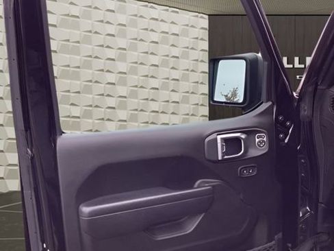 Certified 2022 Jeep Wrangler Unlimited Sport AWD/4WD image 15