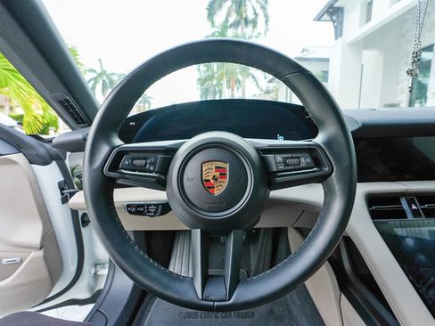 Used 2024 Porsche Taycan RWD image 18