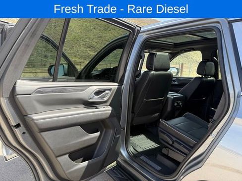 Used 2022 GMC Yukon SLT w/ Max Trailering Package AWD/4WD image 26