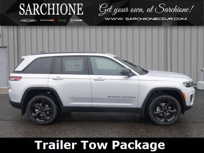 Used 2024 Jeep Grand Cherokee Altitude