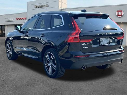 Used 2021 Volvo XC60 T5 Momentum w/ Protection Package Premier FWD image 5