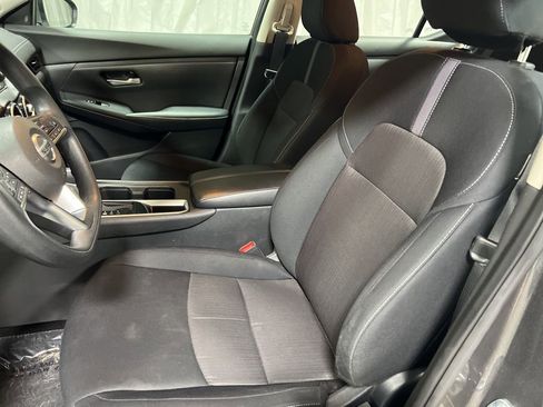 Used 2023 Nissan Sentra SV image 17