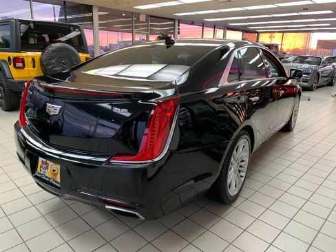 Used 2018 Cadillac XTS Luxury image 5