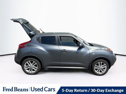 Used 2014 Nissan Juke SV w/ Navigation Package AWD/4WD image 18