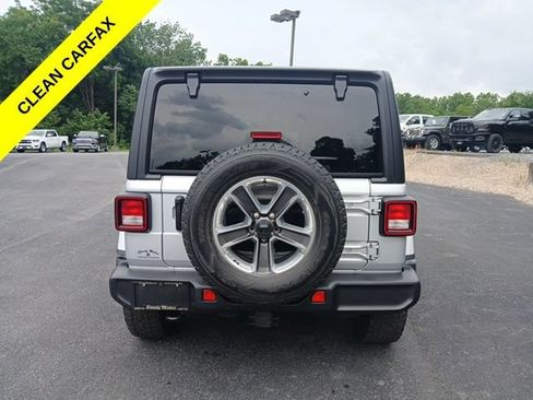 Certified 2022 Jeep Wrangler Unlimited Sahara w/ Cold Weather Group AWD/4WD image 5