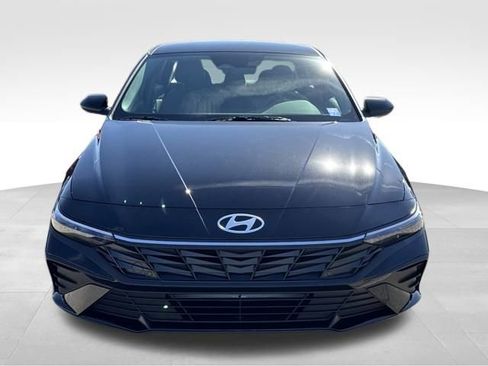 New 2026 Hyundai Elantra Sport FWD image 8