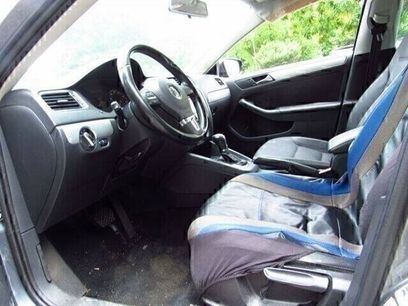 Used 2011 Volkswagen Jetta SEL