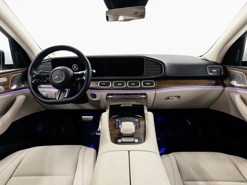 Used 2026 Mercedes-Benz GLS 450 GLS 450 image 27