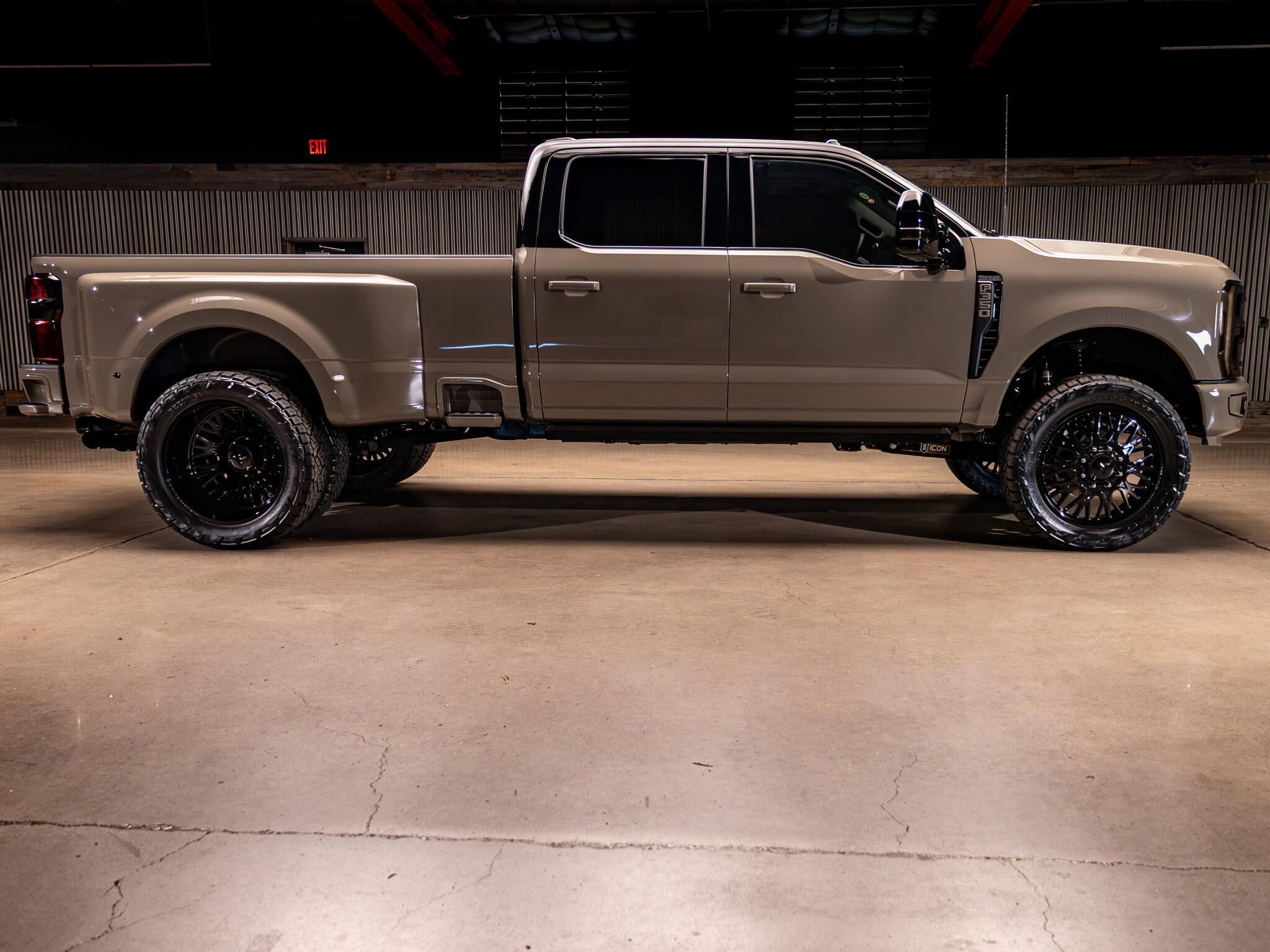 Used 2026 Ford F350 King Ranch w/ Chrome Package AWD/4WD image 11