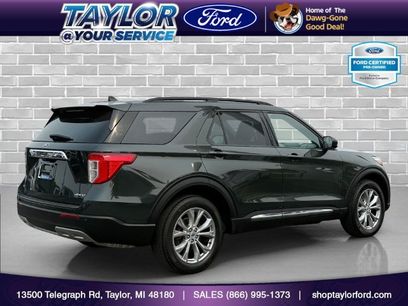 Certified 2023 Ford Explorer XLT w/ Equipment Group 202A
