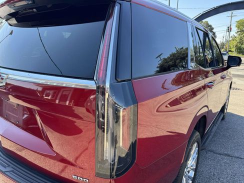Used 2023 Cadillac Escalade Premium Luxury w/ LPO, Floor Liner Package AWD/4WD image 11