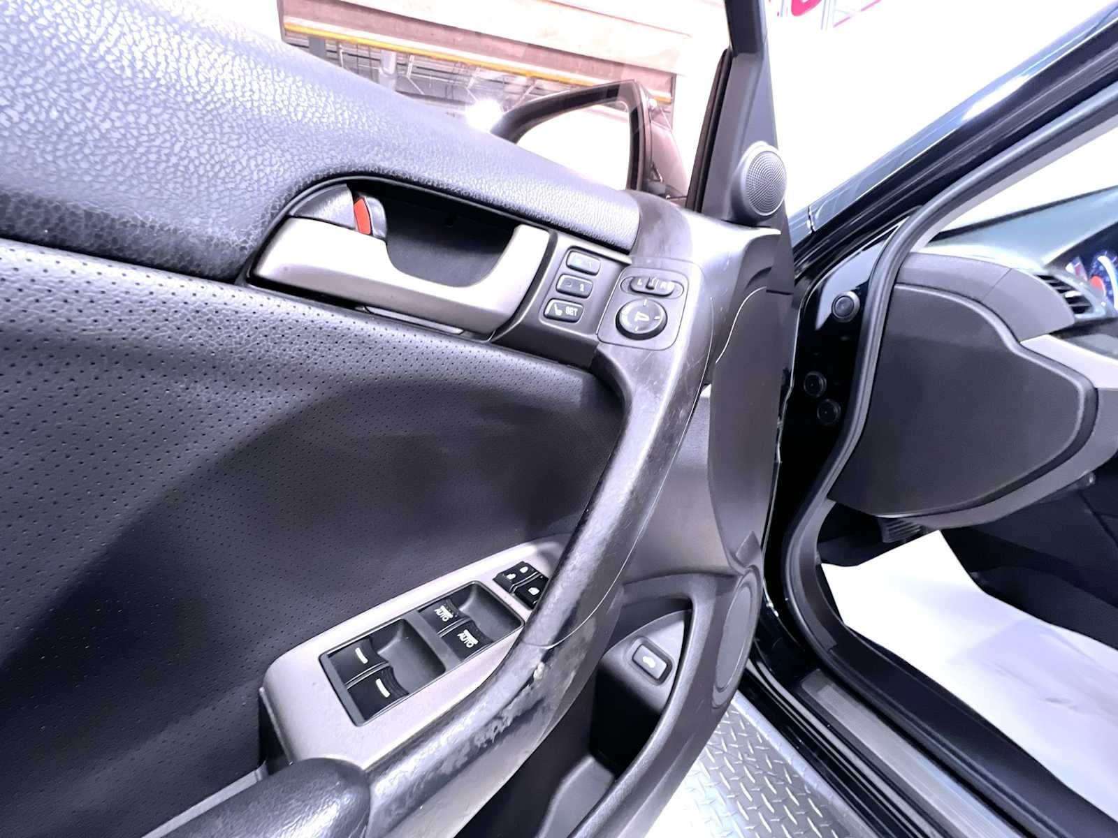 Used 2010 Acura TSX Sedan FWD image 12
