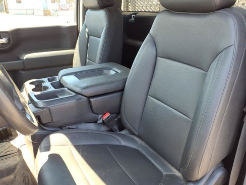 Used 2021 Chevrolet Silverado 1500 W/T w/ WT Value Package AWD/4WD image 13